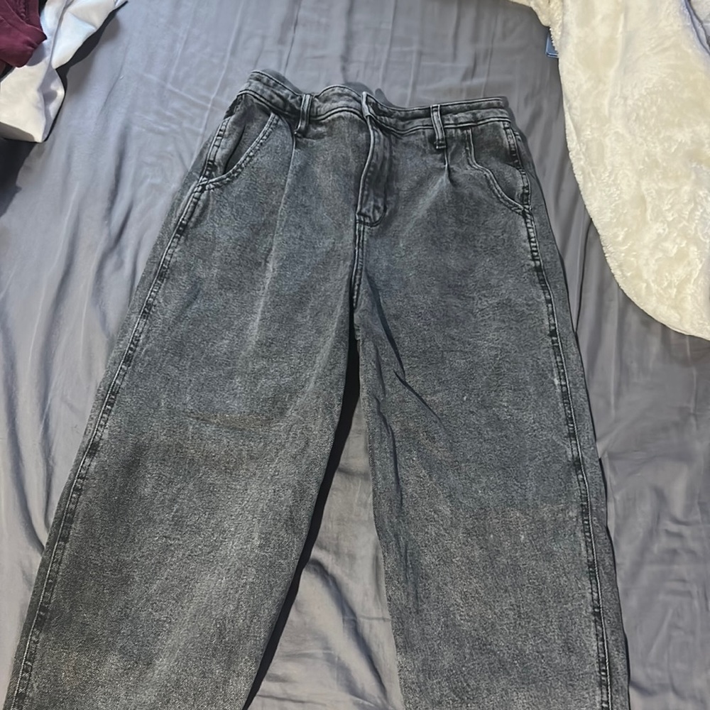 hollister mom jeans